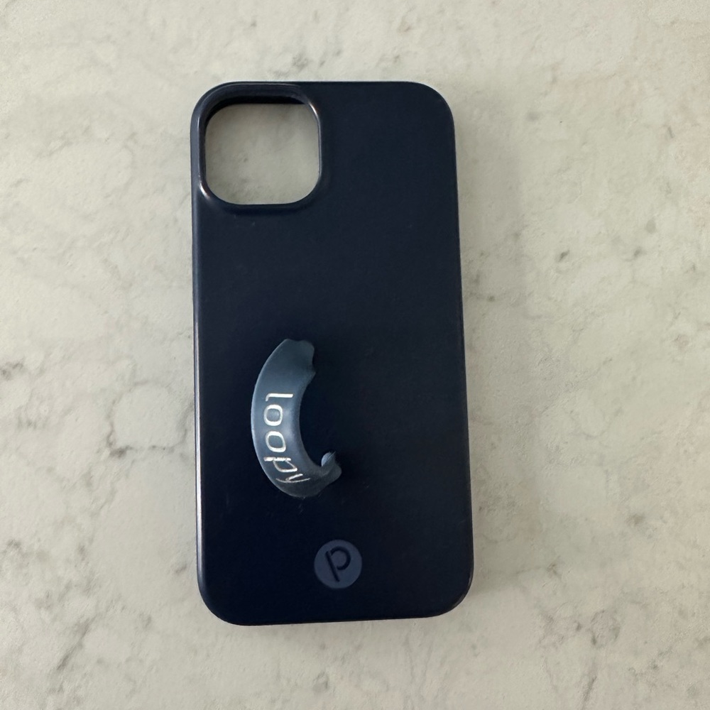 Navy blue iPhone 13 Loopy case